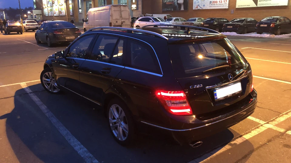 Mercedes-Benz C-Class Estate 2