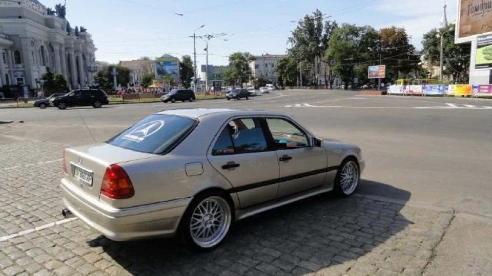 Mercedes-Benz C-Class Історія одного кохання 3