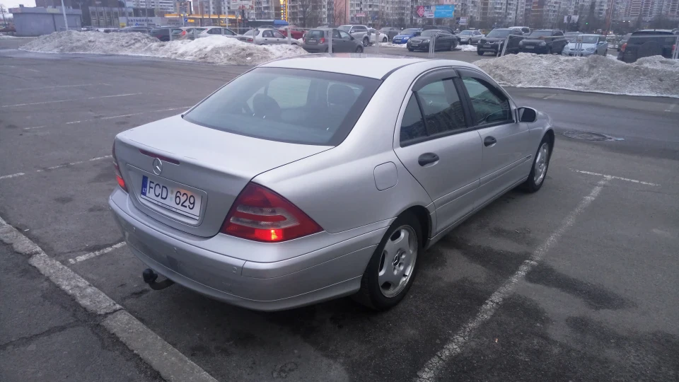 Mercedes-Benz C-Class "Löschen Deutsch" 4