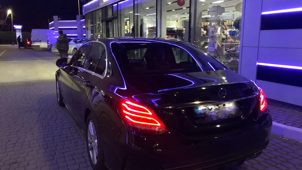 Mercedes-Benz C-Class Маленький S-Class AMG