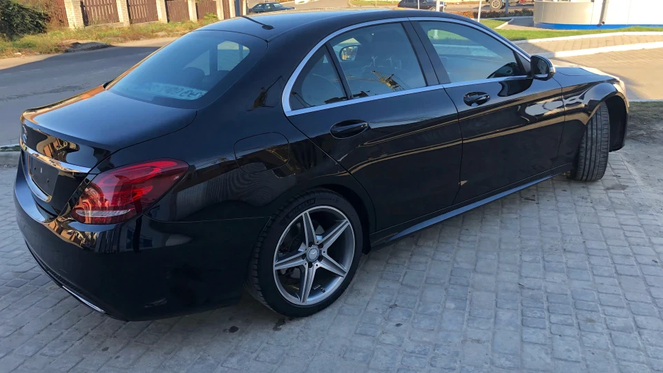 Mercedes-Benz C-Class Маленький S-Class AMG 4