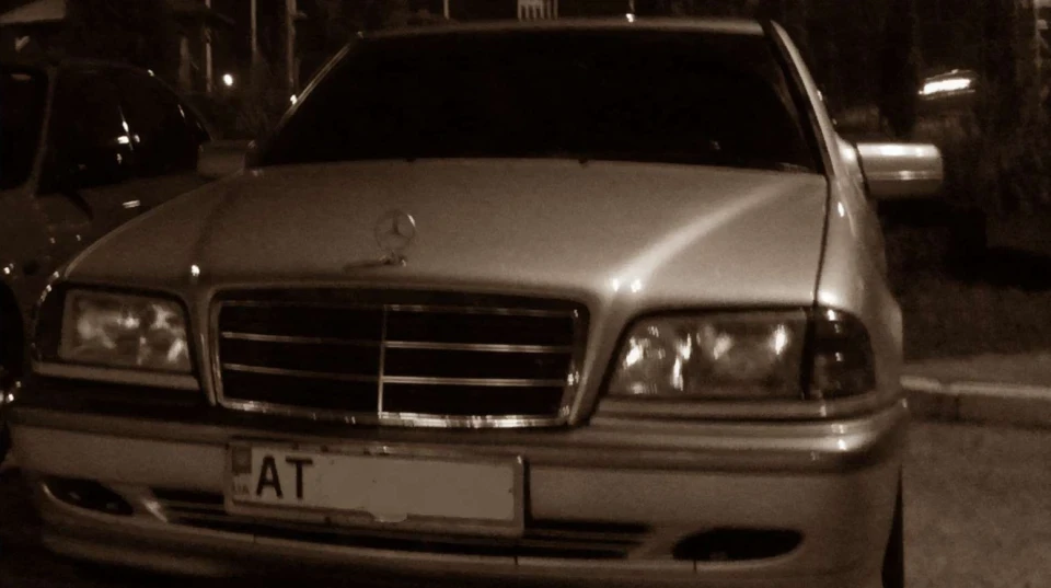 Mercedes-Benz C-Class малий кабан 2