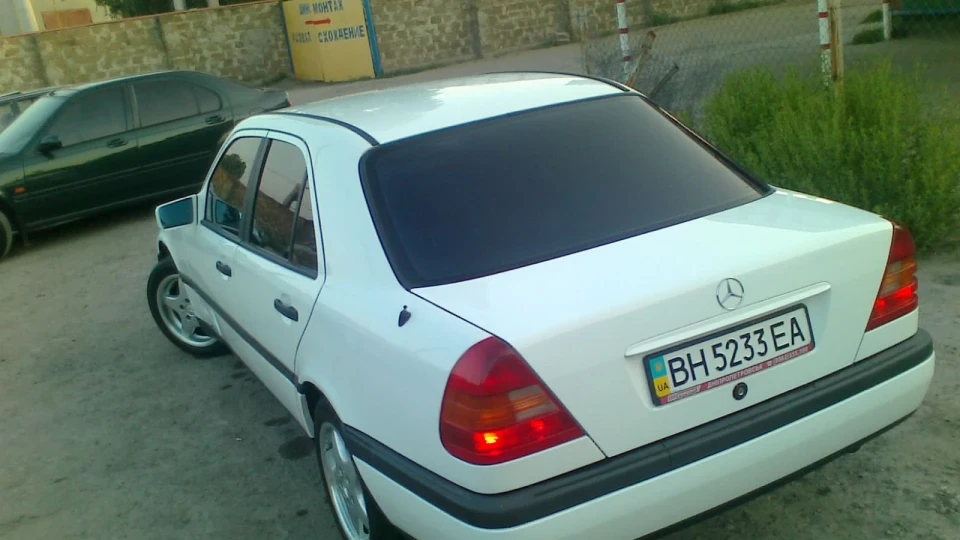Mercedes-Benz C-Class Мерін 4