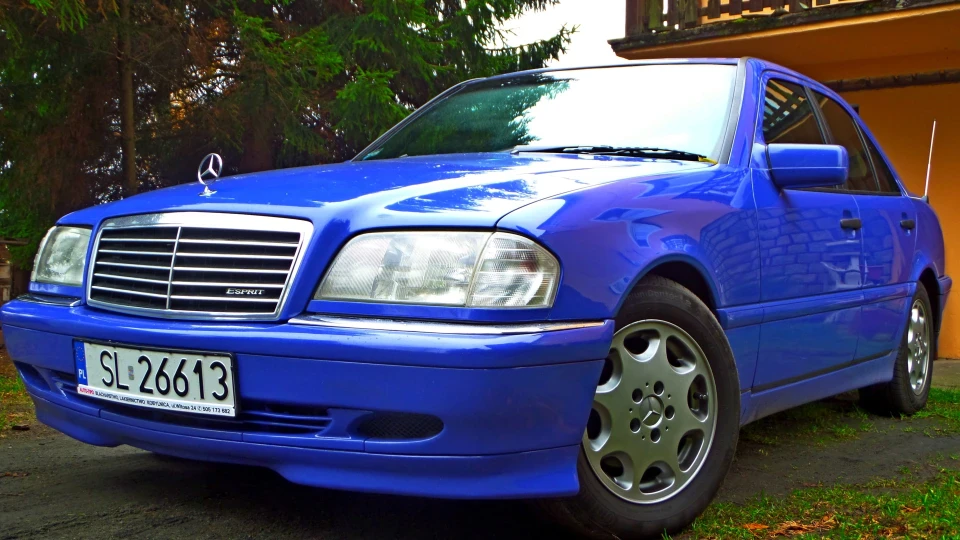 Mercedes-Benz C-Class Небески 5