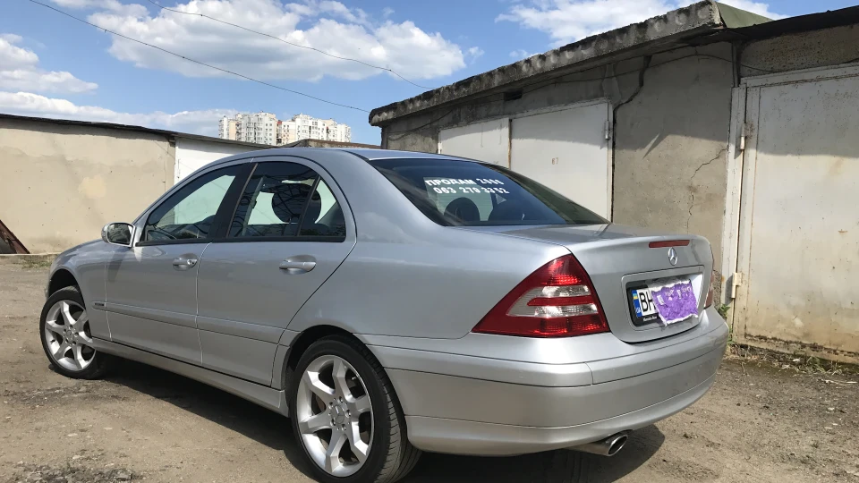 Mercedes-Benz C-Class С180 compressor