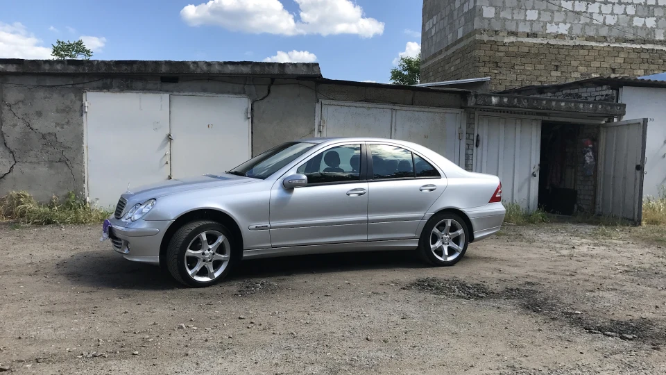 Mercedes-Benz C-Class С180 compressor 3