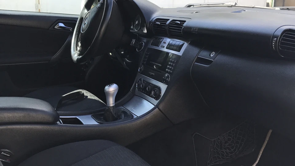 Mercedes-Benz C-Class С180 compressor 4