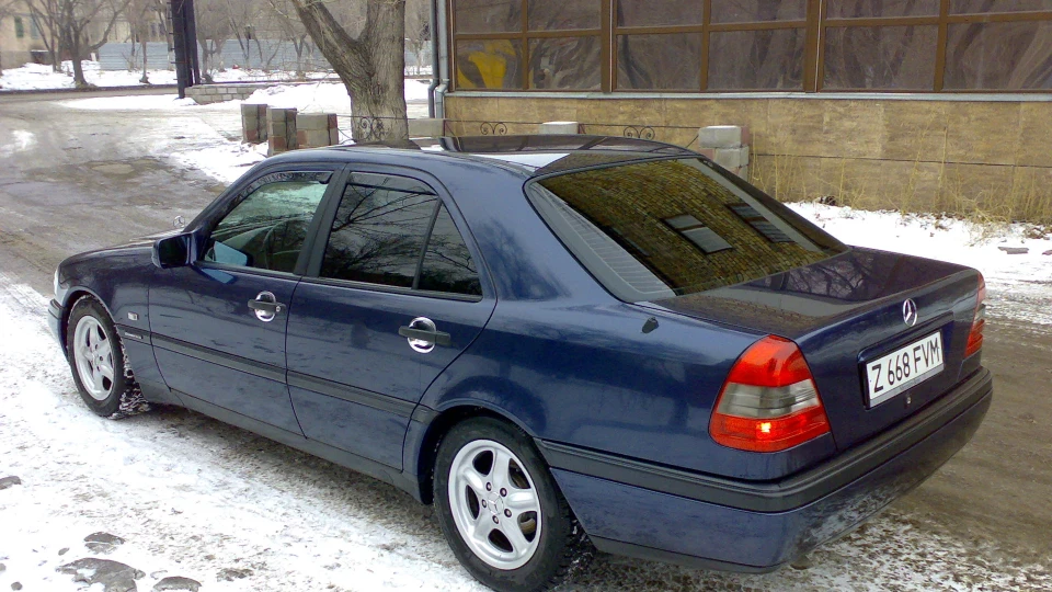 Mercedes-Benz C-Class С180 Німка 3