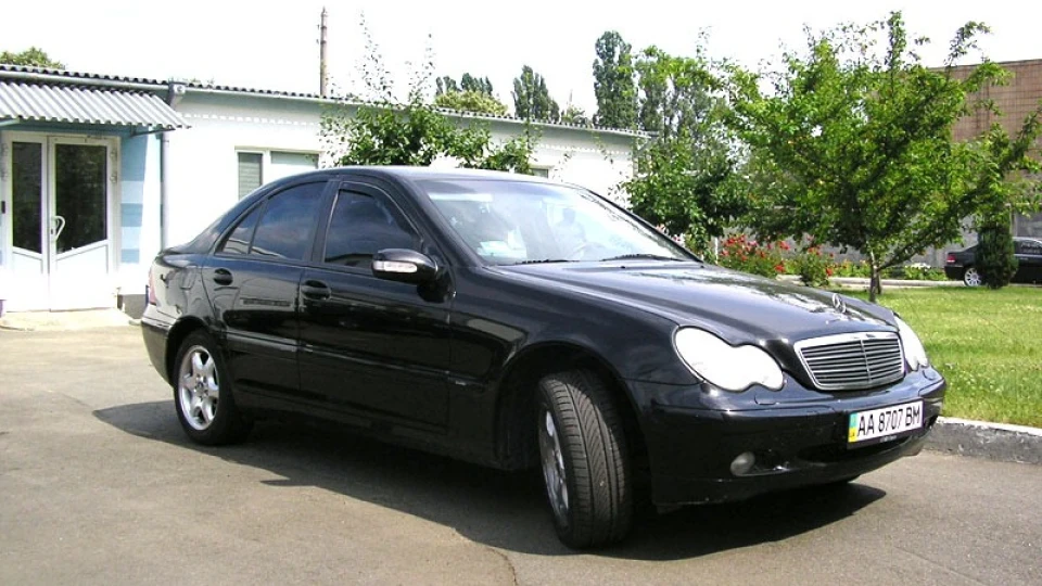 Mercedes-Benz C-Class С200K Classic 2