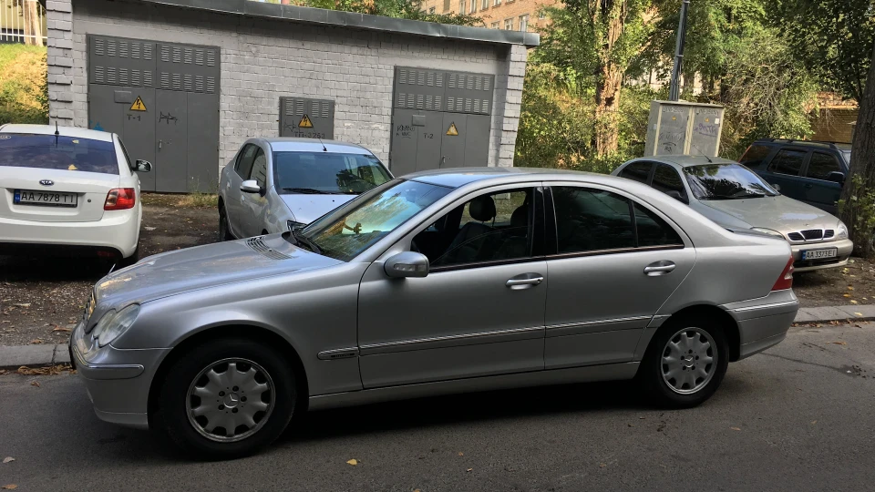 Mercedes-Benz C-Class С200К 4