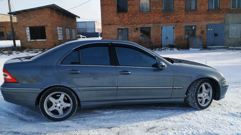 Mercedes-Benz C-Class Sport Edition 2