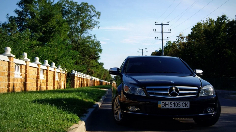 Mercedes-Benz C-Class Тролейбус 2
