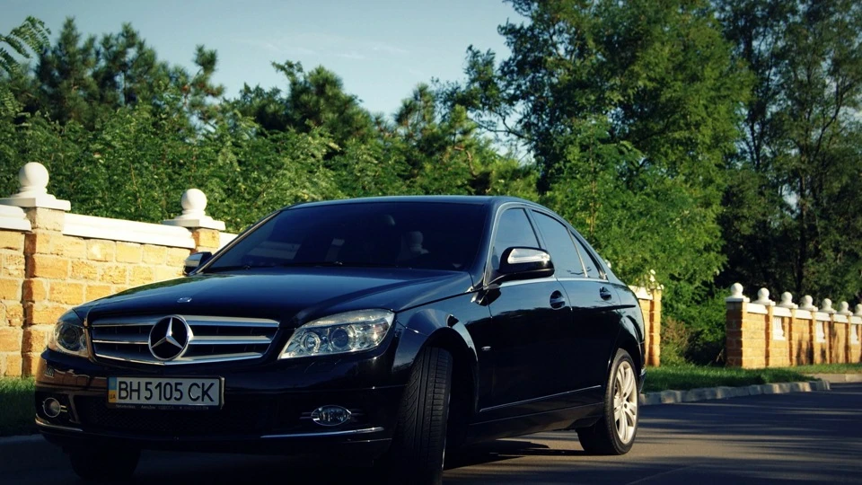 Mercedes-Benz C-Class Тролейбус 3