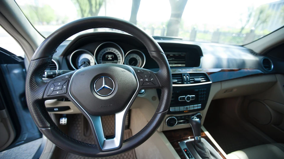 Mercedes-Benz C-Class TURBO 3