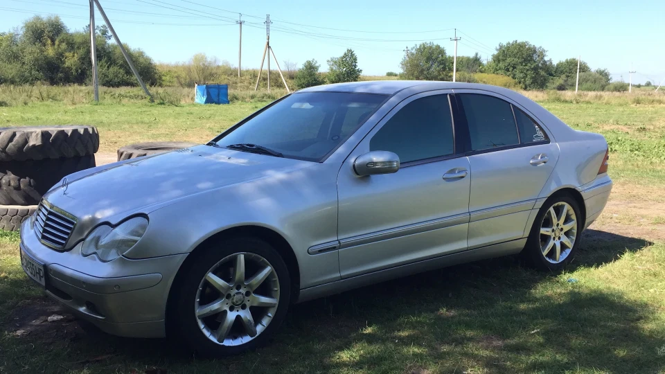 Mercedes-Benz C-Class W203 eleganse 5