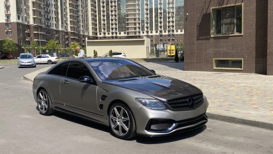 Mercedes-Benz CL AMG 2