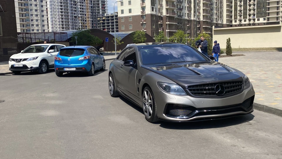 Mercedes-Benz CL AMG 4