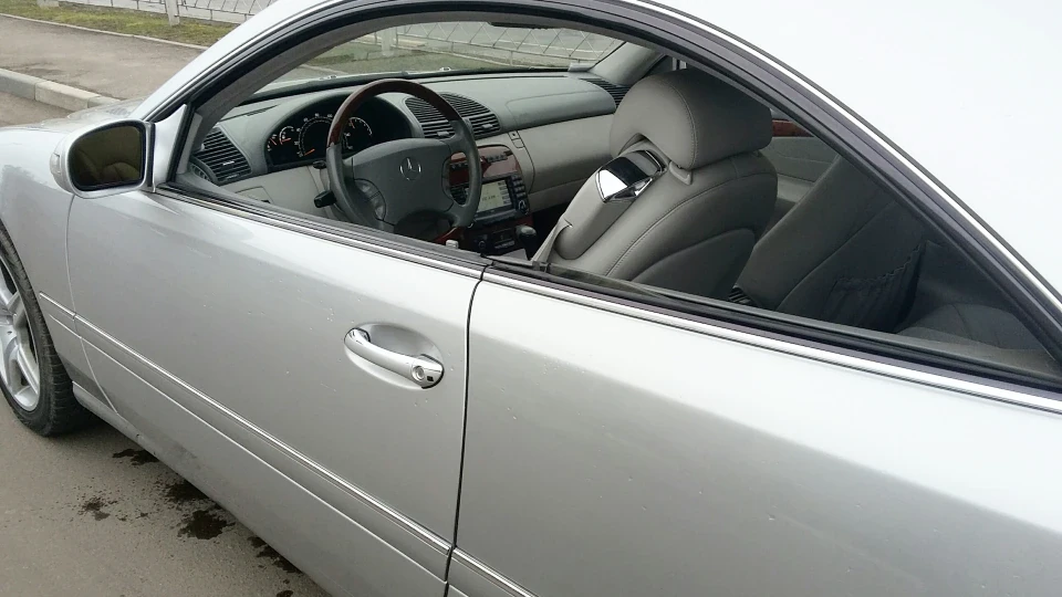 Mercedes-Benz CL Grey Cardinal 3