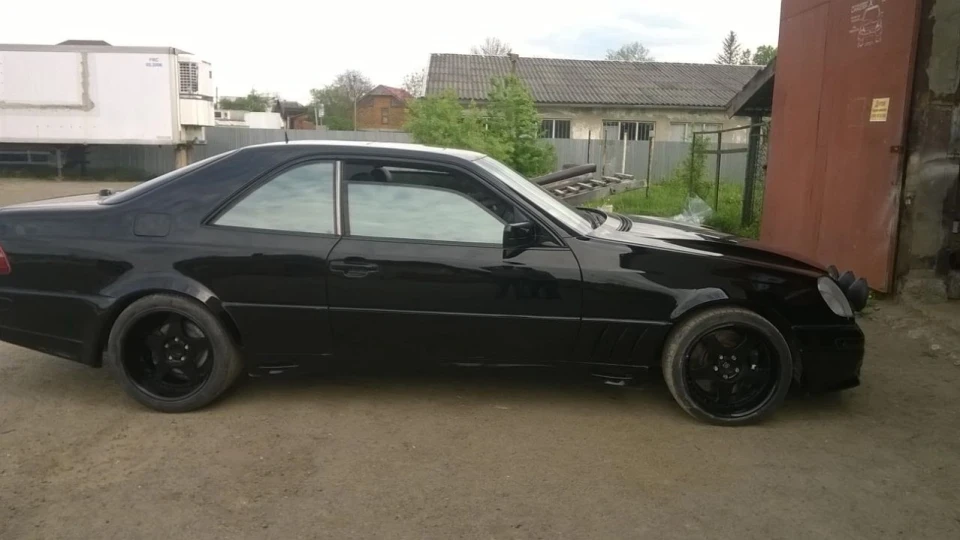 Mercedes-Benz CL Super Black edition 2