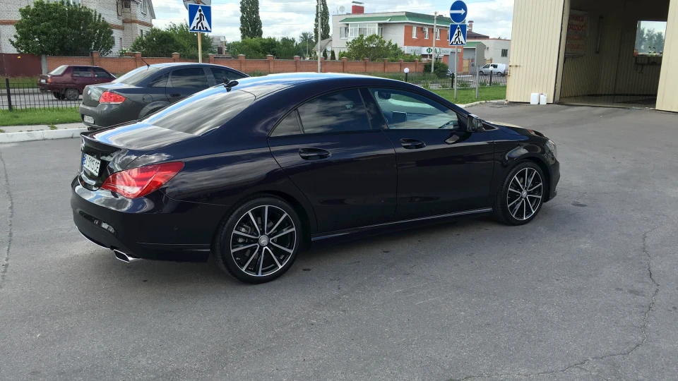Mercedes-Benz CLA