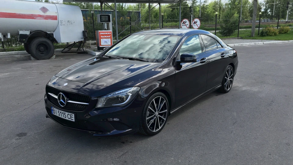 Mercedes-Benz CLA 5