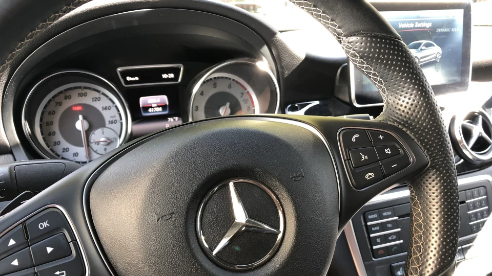 Mercedes-Benz CLA 250 4MATIC 2