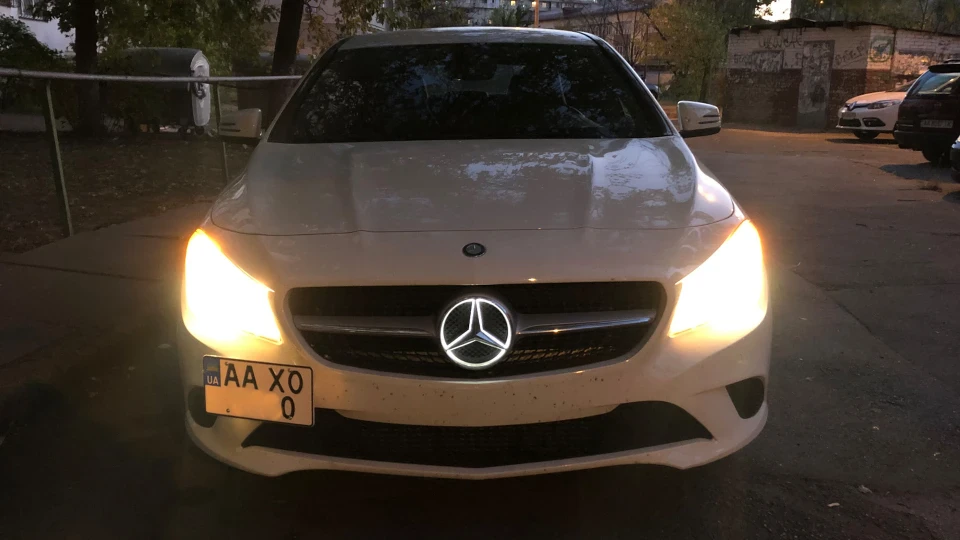 Mercedes-Benz CLA 250 4MATIC 3