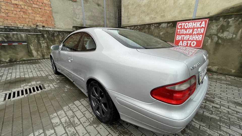 Mercedes-Benz CLK 4