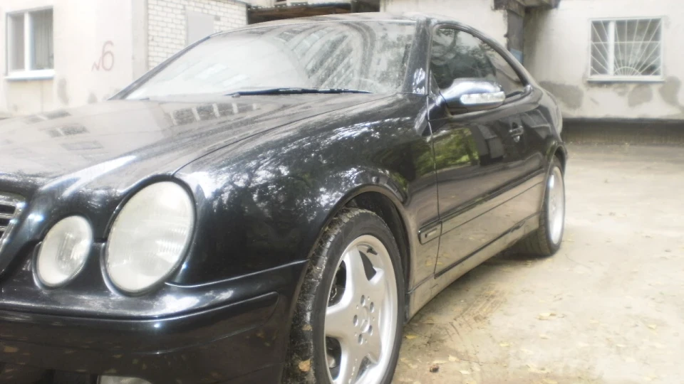 Mercedes-Benz CLK 2.0 kompressor 4