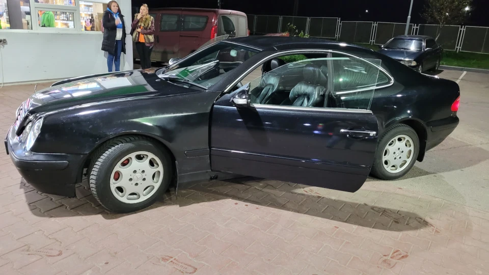 Mercedes-Benz CLK 2.0атмасфер 2