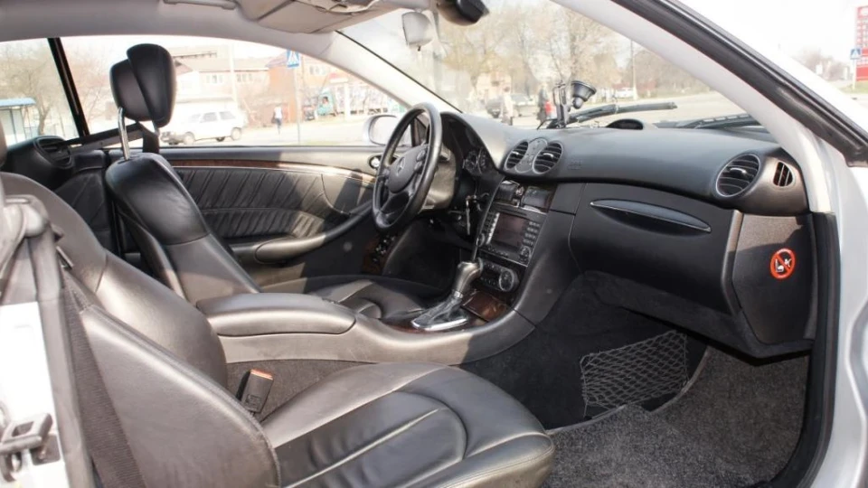 Mercedes-Benz CLK 220 CDI Elegance 5