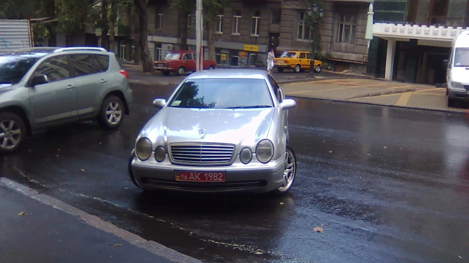 Mercedes-Benz CLK 2,3К, AMG