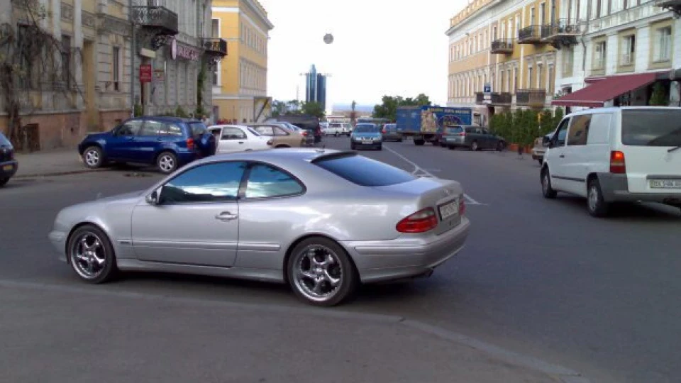Mercedes-Benz CLK 3.2 avangard