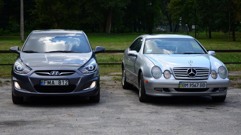 Mercedes-Benz CLK 3.2 coupe 5