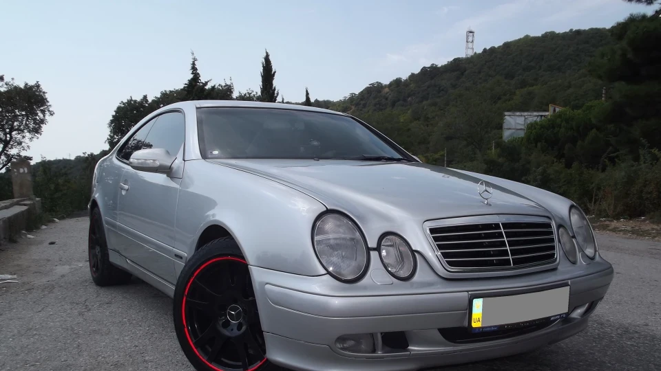 Mercedes-Benz CLK 320 Avangard 3