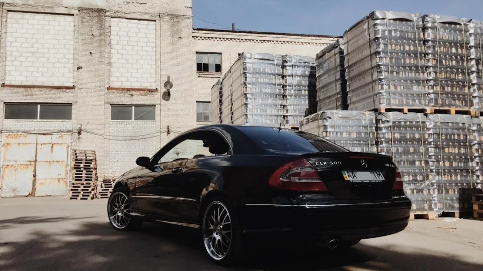 Mercedes-Benz CLK 500 AMG 2