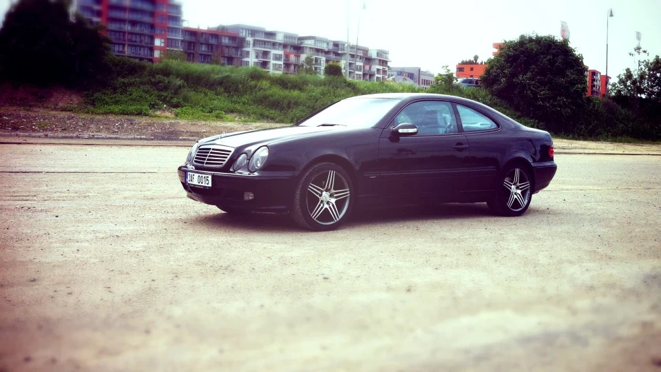 Mercedes-Benz CLK Black Bumblebee