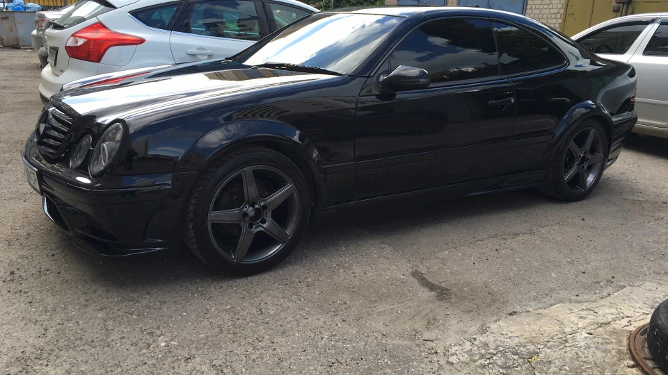 Mercedes-Benz CLK BlackSeries 2