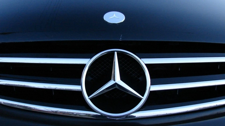 Mercedes-Benz CLK чорна красуня