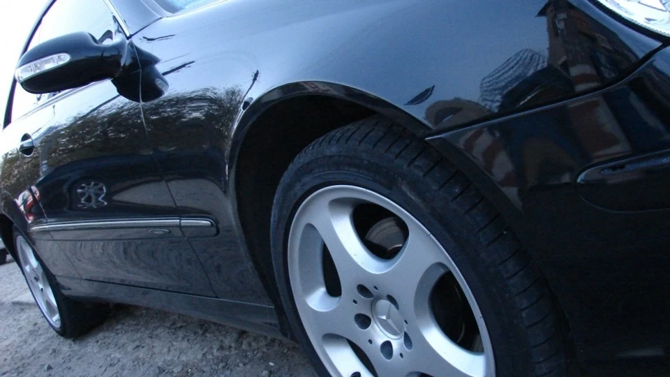 Mercedes-Benz CLK чорна красуня 3