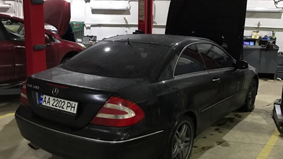 Mercedes-Benz CLK п'ятисот 3