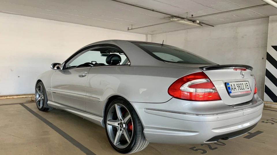 Mercedes-Benz CLK Pussy Ride 3