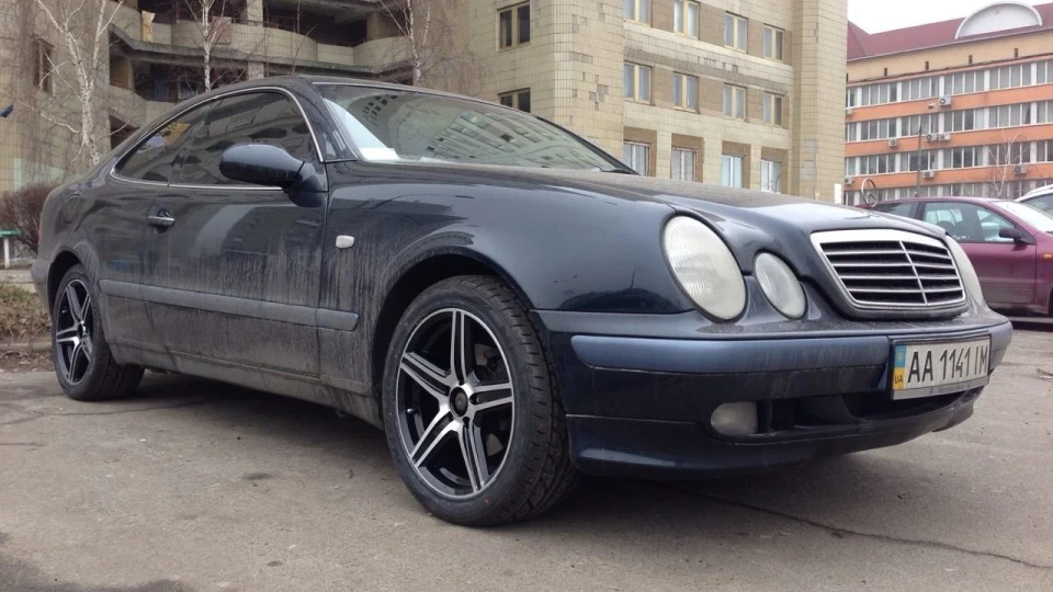 Mercedes-Benz CLK *STARічок*