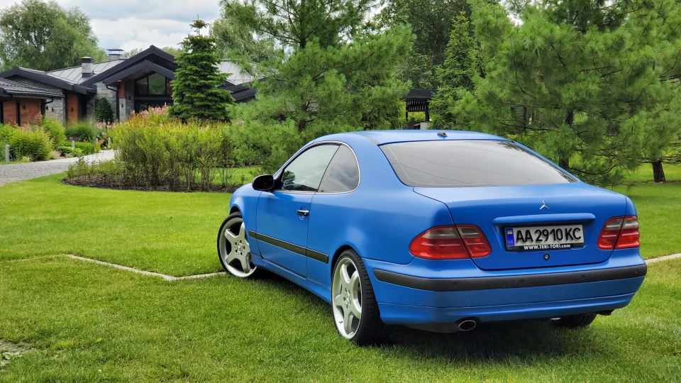 Mercedes-Benz CLK уМатовий 4