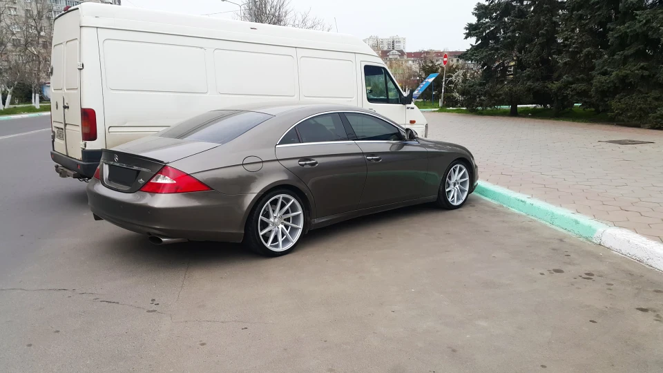 Mercedes-Benz CLS