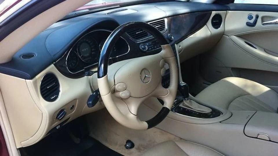 Mercedes-Benz CLS міська яхта