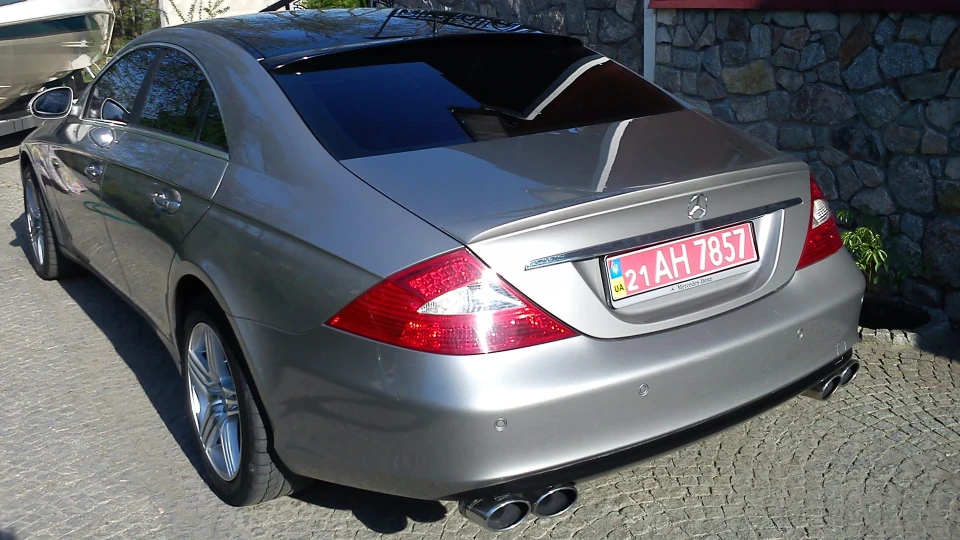 Mercedes-Benz CLS цегла 3
