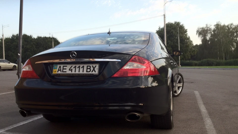 Mercedes-Benz CLS сміливий і елегантний (продан 3
