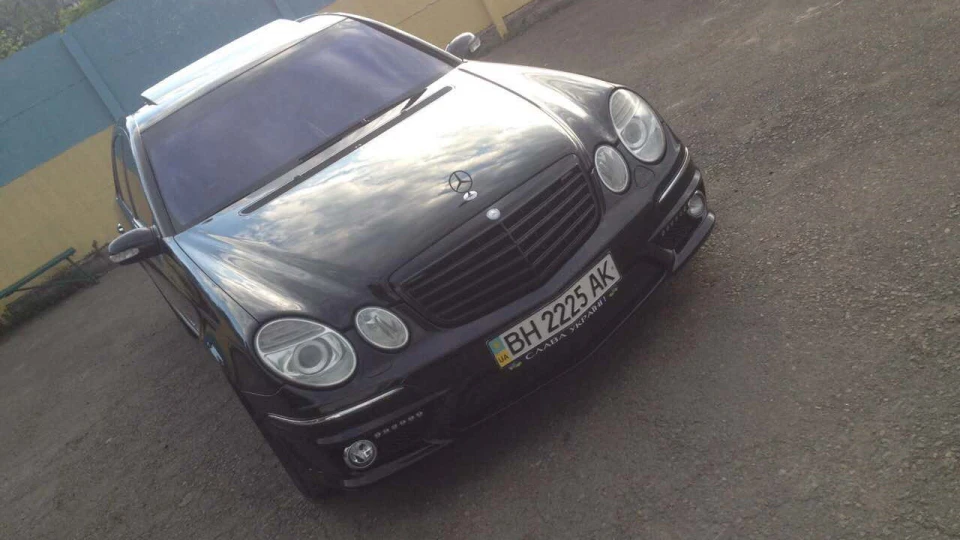 Mercedes-Benz E 55 AMG 2