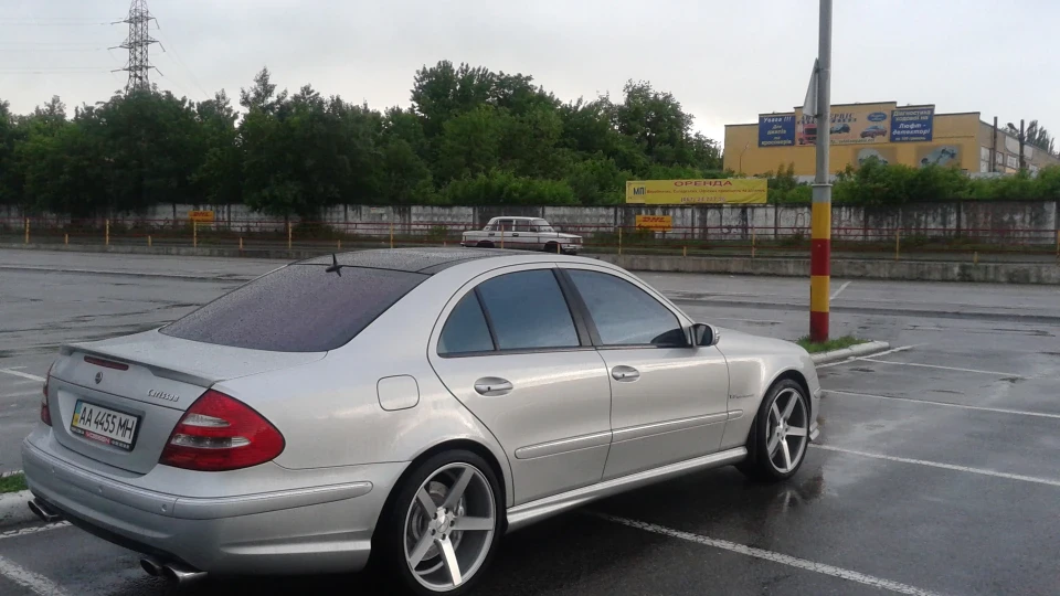 Mercedes-Benz E 55 AMG Carlsson e55 compresor 2